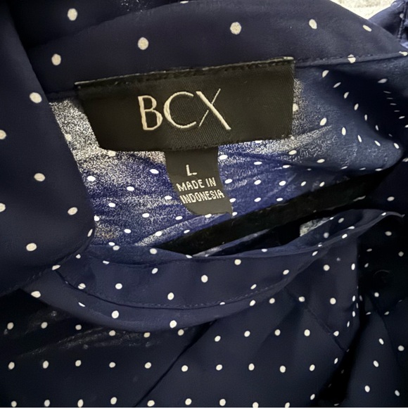 BCX navy with white polka dot button up - Picture 3 of 3
